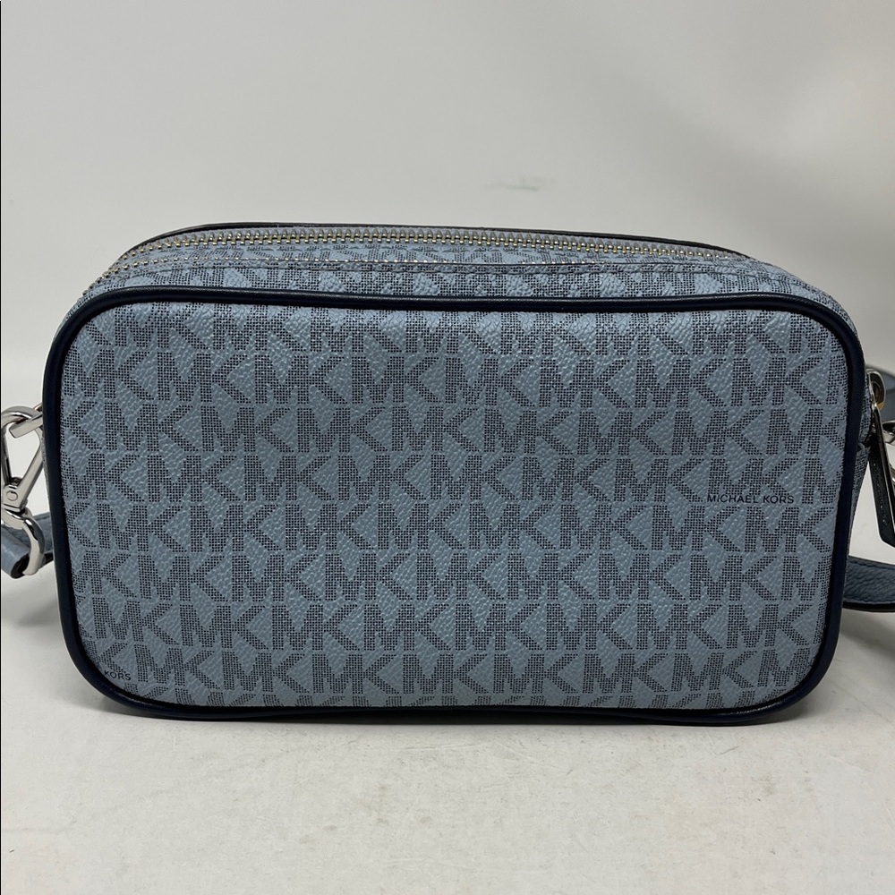 MICHAEL KORS CONNIE CAMERA CROSSBODY BAG LIGHT AND DARK BLUE LEATHER MK PRINT - Picture 4 of 16